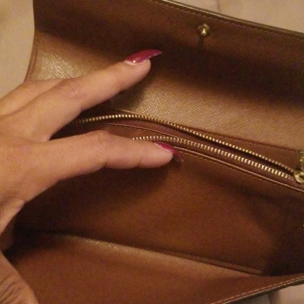 Louis Vuitton Sara Wallet - Picture 4 of 6